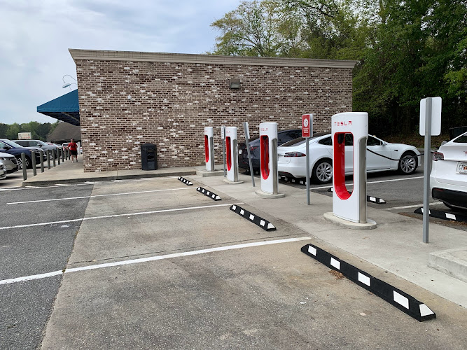 Tesla Supercharger EV Charging Station at 1118 S Lewis St
