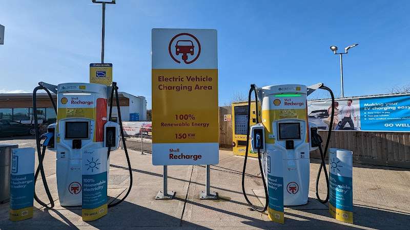 Shell Recharge Charging Station EV Charging Station at Saxondale Roundabout