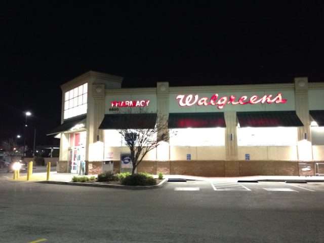 Walgreens in Riverside California