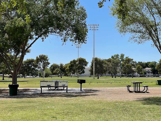 La Pradera Park EV Charging Station at 6830 N 39th Ave
