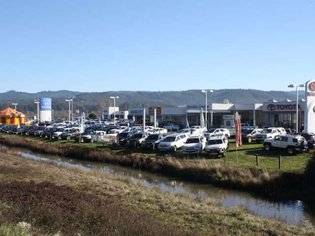 Mid City Motor World in Eureka CA