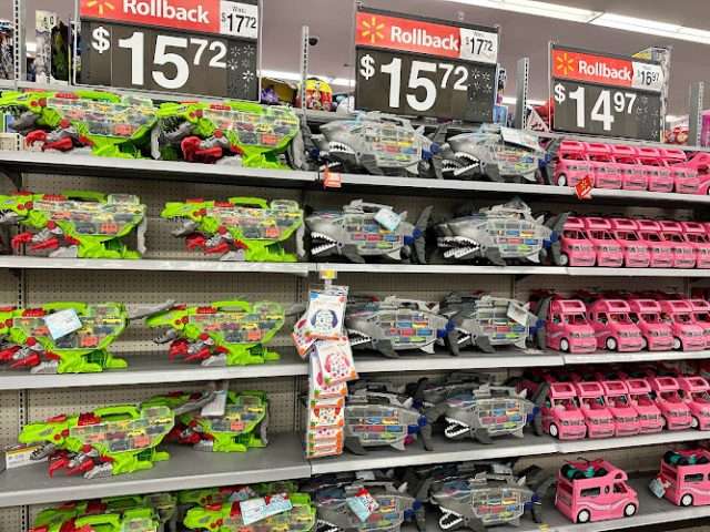 Walmart 2025 in Tracy California