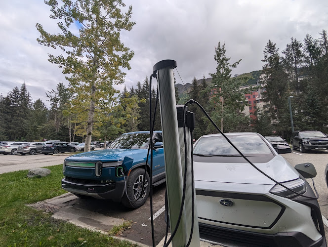 ChargePoint Charging Station EV Charging Station at 1000 Arlberg Ave
