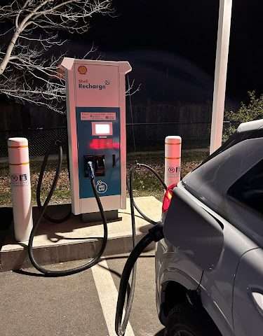 Shell Recharge Charging Station in Markham Ontario Canada