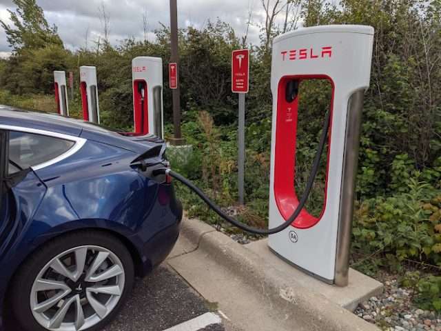 Tesla Supercharger in Baxter Minnesota
