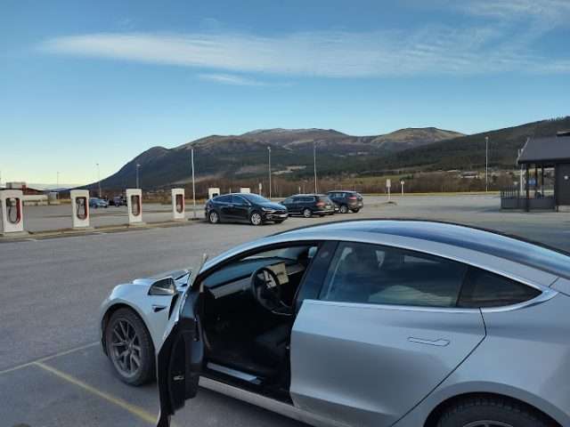Tesla Supercharger in Alvdal Norway 2560