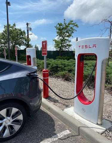 Tesla Supercharger in Riverhead New York