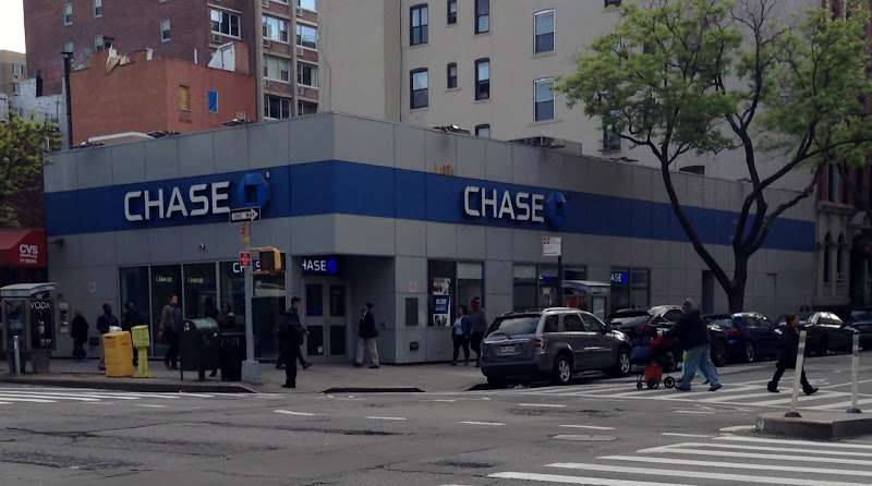 Chase Bank EV Charging Station at 255-257 1st Ave.