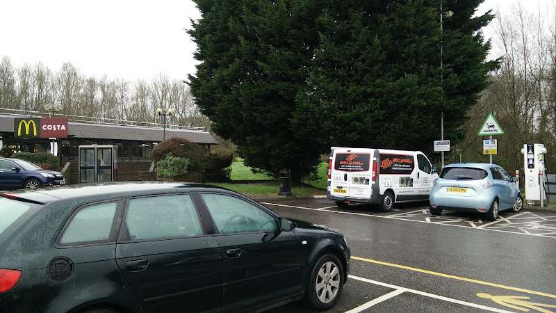 GRIDSERVE Charging Station EV Charging Station at M27 Motorway Northbound