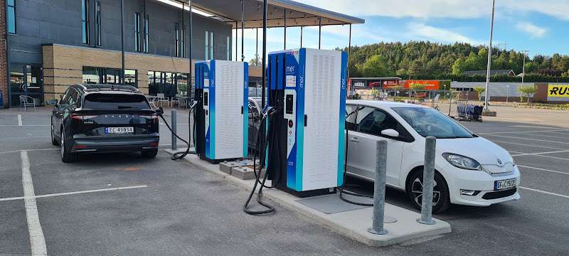 Mer Charging Station EV Charging Station at Sagvannsveien 66