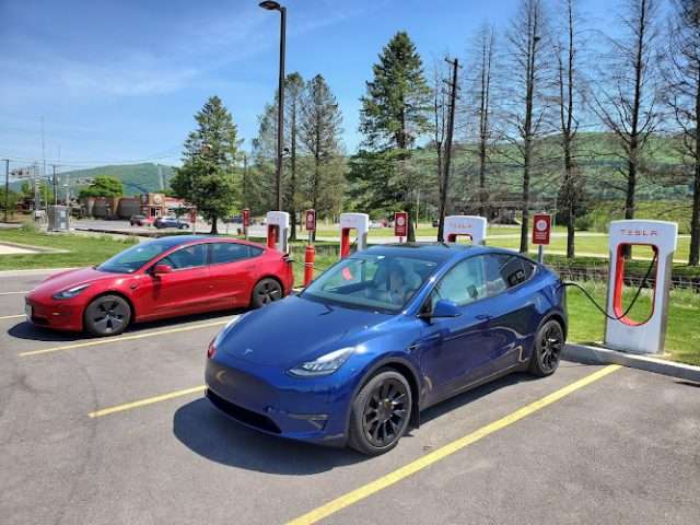 Tesla Supercharger in Williamsport Pennsylvania