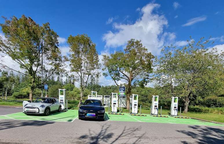 GRIDSERVE Charging Station EV Charging Station at M4 47