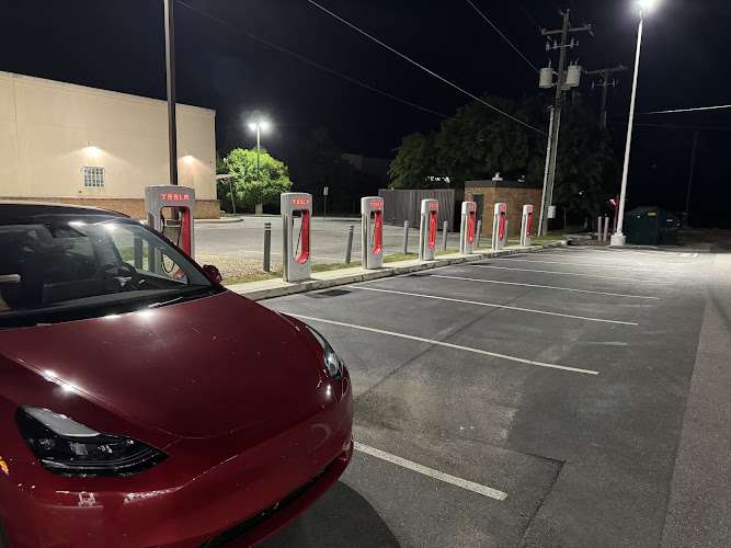 Tesla Supercharger EV Charging Station at Circle K
