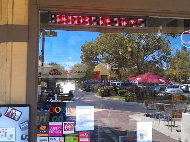 Oakbrook Shopping Center in Thousand Oaks California