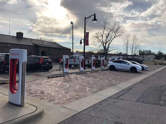 Tesla Supercharger EV Charging Station at 300 Tomlinson St