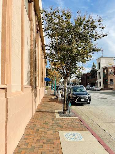Covina Public Parking EV Charging Station at 124 E College St
