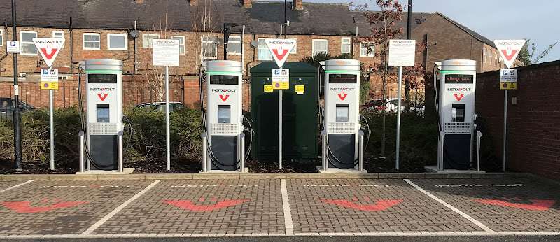 InstaVolt Charging Station EV Charging Station at EH Booths