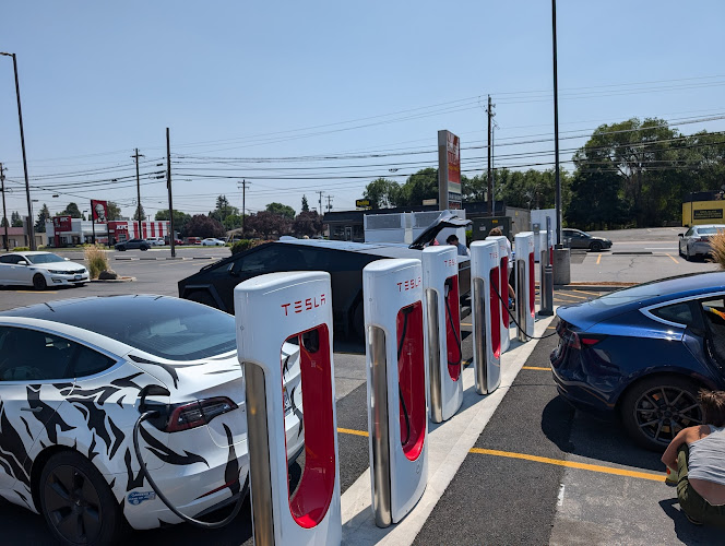 Tesla Supercharger EV Charging Station at 4315 S 6th St