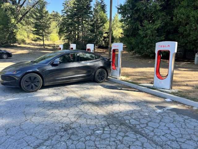 Tesla Supercharger in Pollock Pines California