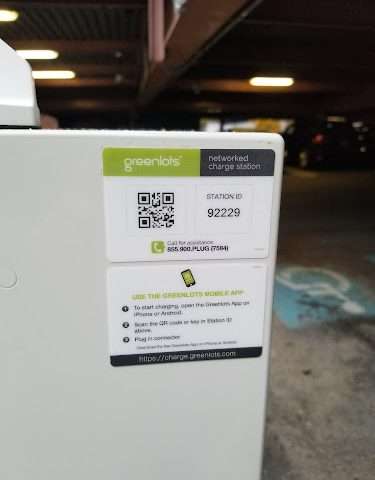 Shell Recharge Charging Station in Scarsdale New York