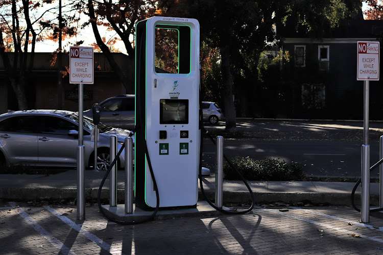 Electrify America Charging Station EV Charging Station at 400 Broadway St
