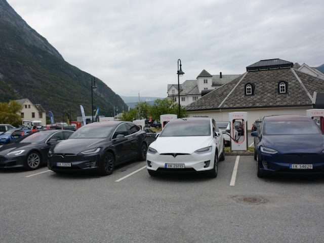 Tesla Supercharger in Eidfjord Norway 5738