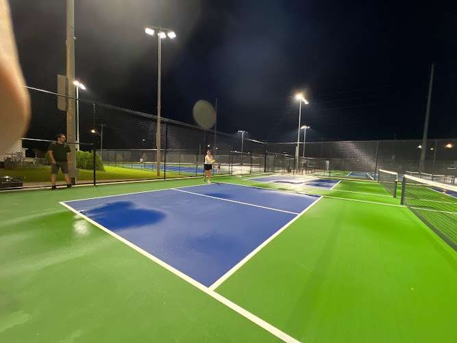 RO Parking EV Charging Station at 901 W Thach Ave