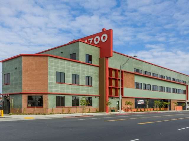 US Storage Centers in Long Beach California