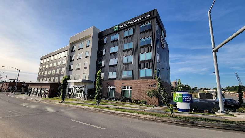 Holiday Inn Express & Suites Little Rock Downtown