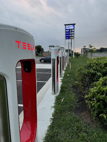 Tesla Supercharger EV Charging Station at New Castle Ave #2160