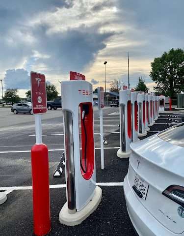 Tesla Supercharger in Auburn Alabama
