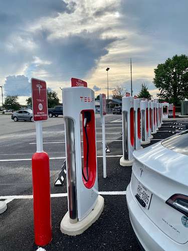 Tesla Supercharger EV Charging Station at S College St #1617
