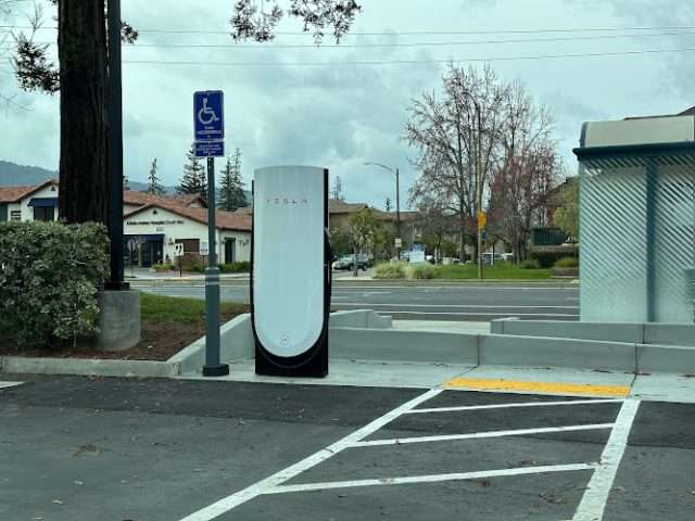 Tesla Supercharger in Los Gatos California