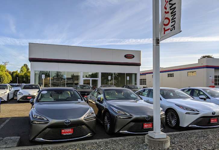 Toyota Sunnyvale EV Charging Station at 898 W El Camino Real