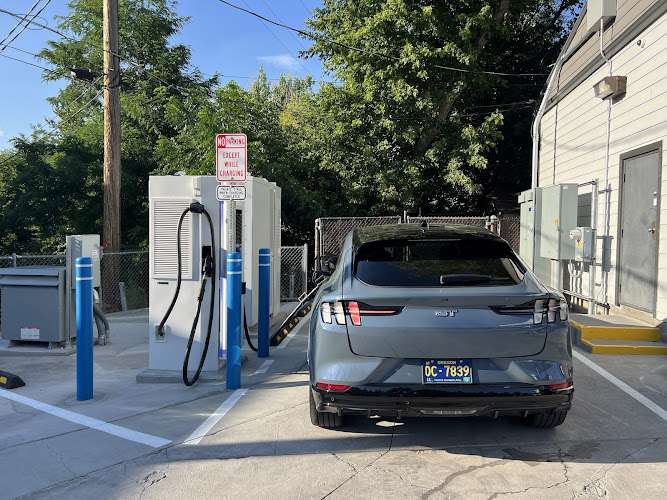 SKYCHARGER Charging Station EV Charging Station at 25 N Weed Blvd