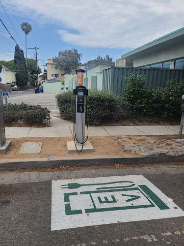 ChargePoint Charging Station EV Charging Station at 2101 Ocean Park Blvd