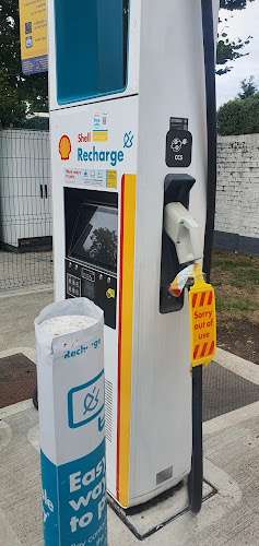 Shell Recharge Charging Station EV Charging Station at Marlow Rd