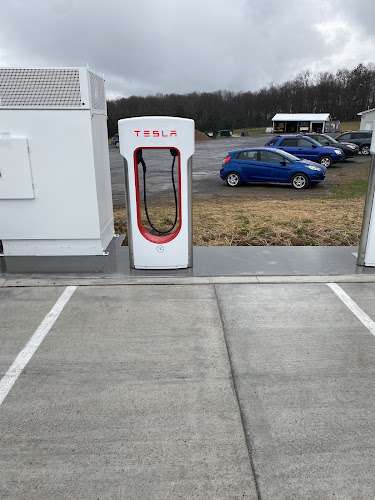 Tesla Supercharger EV Charging Station at PA-184 #27