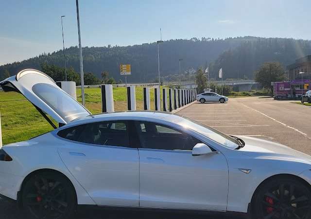 Tesla Supercharger in Stjørdal Norway 7502