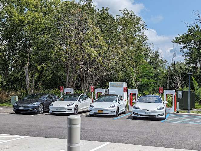 Tesla Supercharger EV Charging Station at Maple St #26
