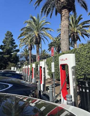 Tesla Supercharger in Universal City California