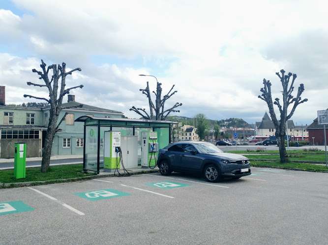 Recharge Charging Station EV Charging Station at Oscars gate 2