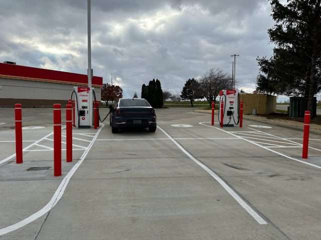 Circle K | Electric Vehicle Charging Station in Champaign Illinois