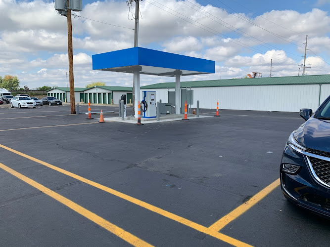 Electric Vehicle Charging Station EV Charging Station at 1905 N Kickapoo St