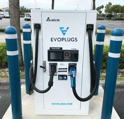 Electric Vehicle Charging Station in Long Beach California