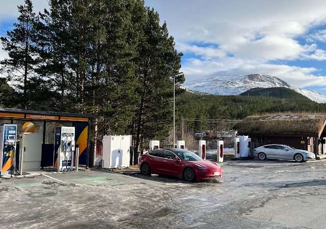 Tesla Supercharger in Storjord Norway 8255