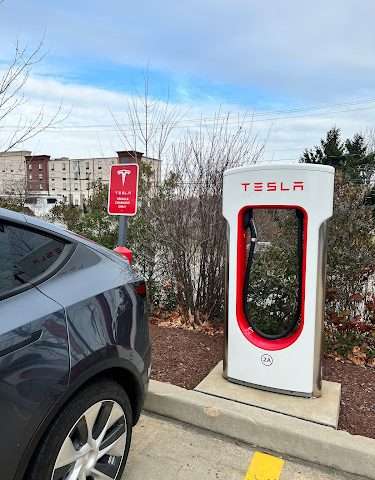 Tesla Supercharger in Sewickley Pennsylvania