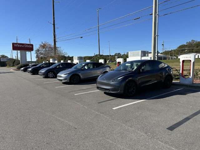 Tesla Supercharger in Dothan Alabama