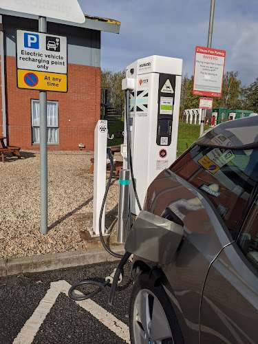GRIDSERVE Charging Station EV Charging Station at M54