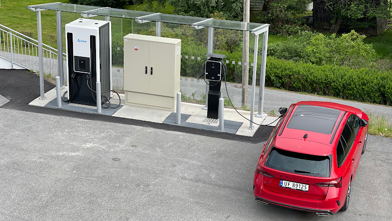 Electric Vehicle Charging Station EV Charging Station at Brusdalsvegen 200